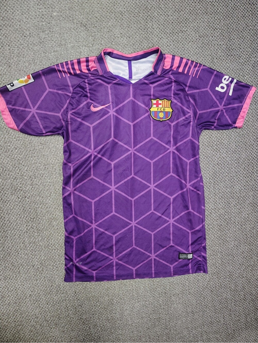 Lionel Messi 10 Barcelona Soccer Jersey Purple Pink Geometric Fan Replica Sz M
